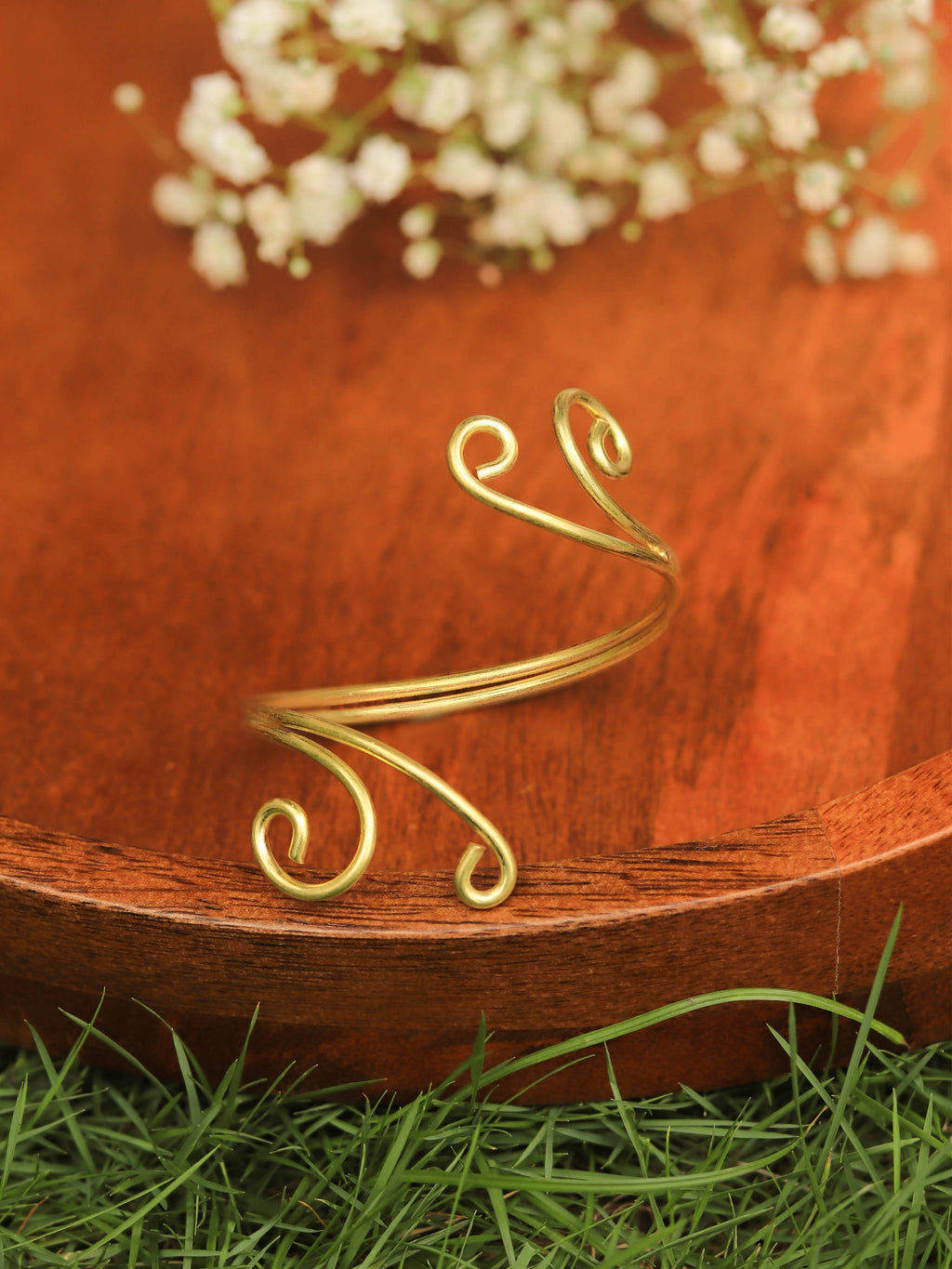 Curvee Artistic Wire Brass Adjustable Bracelet